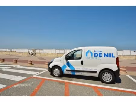 comfortabele en ruime garagebox te koop!