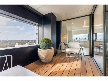 appartement op de 10de verdieping van 137m² met twee slaapkamers