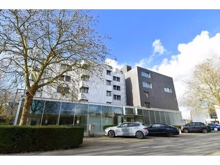 hotelkamer in ibis styles kortrijk expo. opbrengsteigendom zonder zorgen met mooi rendemen