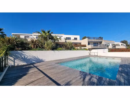 vente appartement 3 pièces 82 m² saint-raphaël (83700)