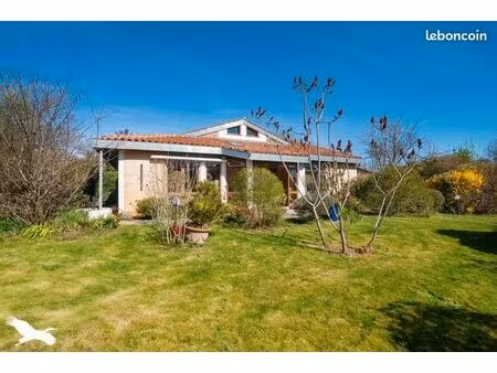 maison 5 pièces 156 m²