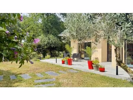 maison de luxe à vendre à vannes : 598 000 €