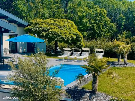 villa-appartement d’exception de très grand standing t7 de 265m2 avec piscine chauffée pri