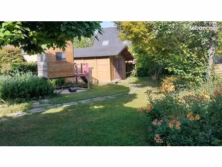 maison t7 (4 chambres  bureau  salon  véranda)  jardin  fibre  proche écoles  quartier cal