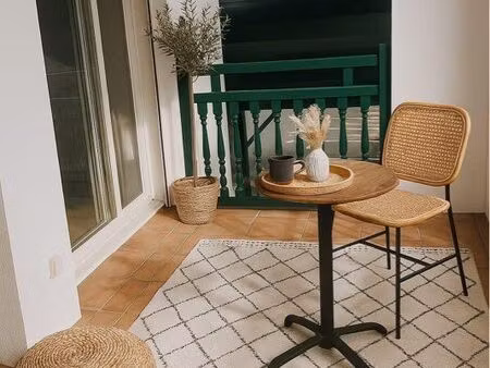 appartement type 2 avec belle terrasse