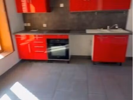 ? maison lumineuse avec parking privé – condé-sur-l’escaut