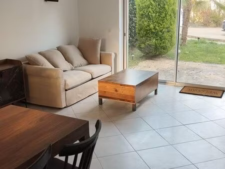 appartement 2 pièces meublé 800 euros + toutes charges comprises - le châtelet en brie