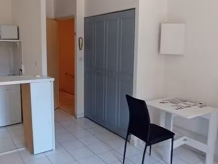 studio 1 pièce 25 m²