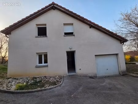 maison à louer - 940 euros - devecey