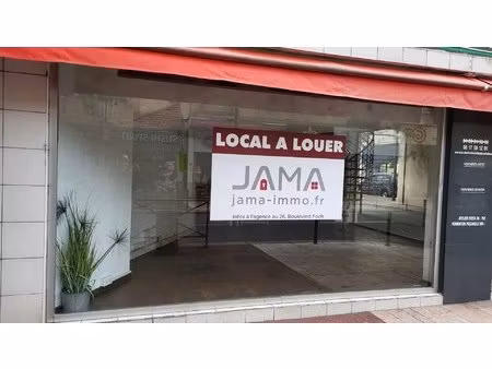 location local commercial 44m² antibes 06600