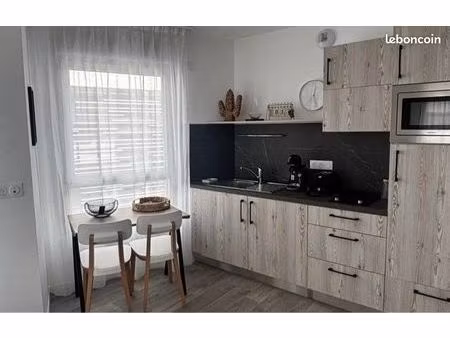 t2 lumineux 48m2 - calme  parking & chauffage inclus