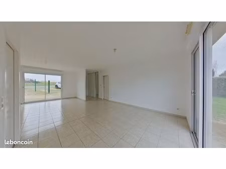 pavillon 101 m² quincay