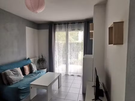 appartement t2 meublé à louer à ambarès-et-lagrave