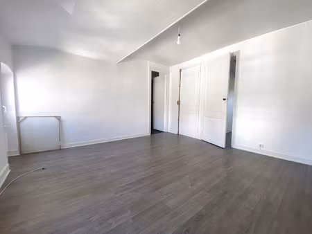 location appartement 3 pièces 49m² bordeaux 33000