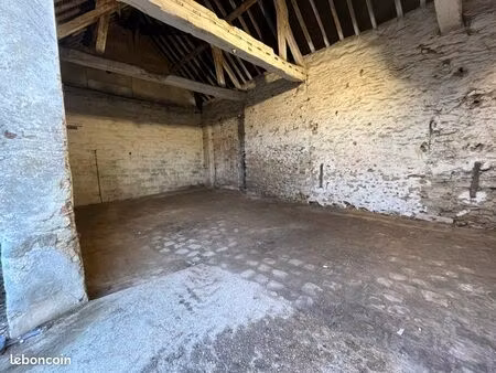 dépôt/box de stockage/ garde meuble