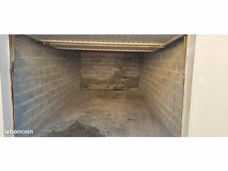 garage à louer