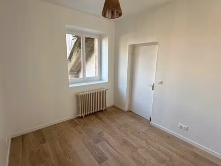 appartement à louer st eloi
