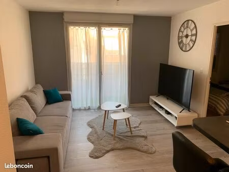 appartement t2 meublé hypercentre avec balcon et parking