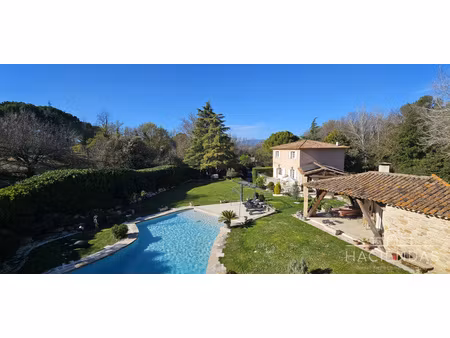 nature  calme et confort au pied du luberon et à 20 minutes d'aix