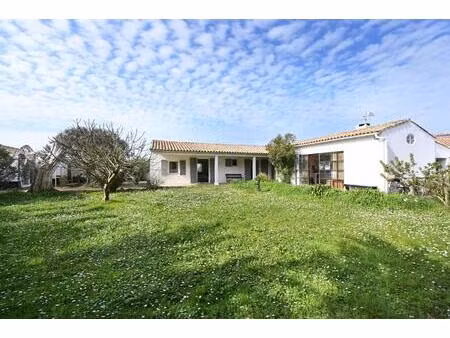 vente maison 2 pièces 140 m² ars-en-ré (17590)