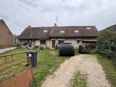 vente maison 7 pièces 197 m² à saint-germain-du-plain (71370)  225 000 €