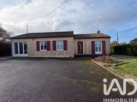 maison traditionnelle à saint-martin-de-sanzay (79290)