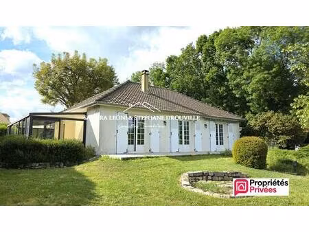 jouy - ravissante maison de 129 m² 4 pièces