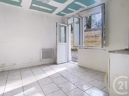vente maison à lillebonne (76170) : à vendre / 47m² lillebonne