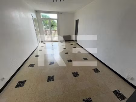 p4 lumineux de 74m2 avec garage et cave