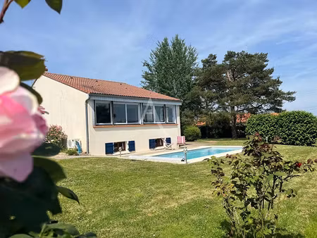 vente maison 6 pièces 153 m² à la jumellière (49120)  285 000 €