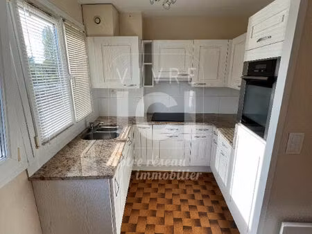 a louer appartement t1 avec coin nuit à louer nantes ' jules verne' + garage fermé