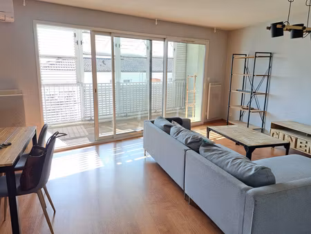 t3 de 72 m²  meublé  2 chambres avec terrasse