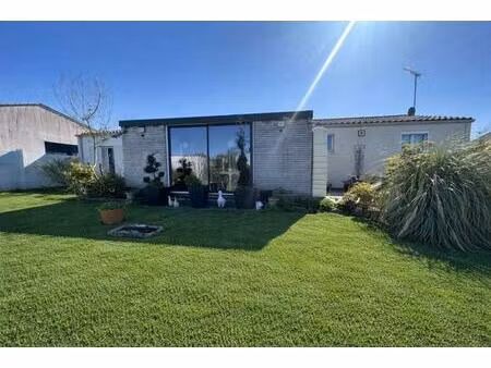 vente maison 4 pièces 130 m² saint-vaize (17100)