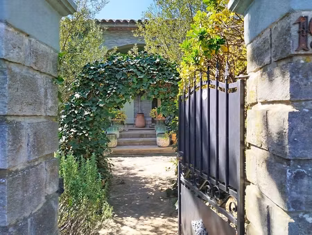 maison individuelle de 96 m2 et dépendance de 16 m2