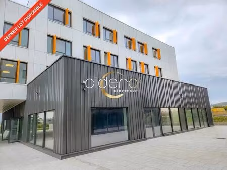location commerce clermont ferrand 63000 283m²