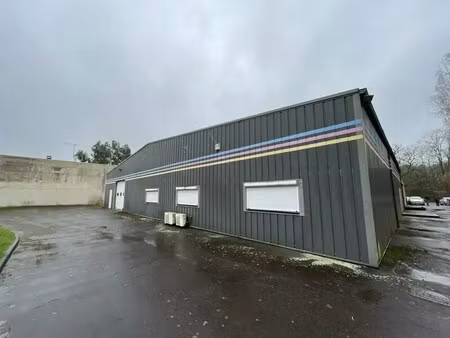 vente entrepôt betton 35830 960m²