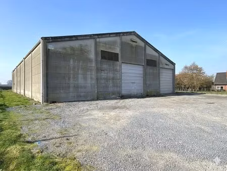 ruime loods (838 m²)