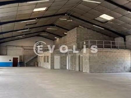 vente local d'activités 605 m²