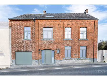 huis te koop in florennes met 6 slaapkamers