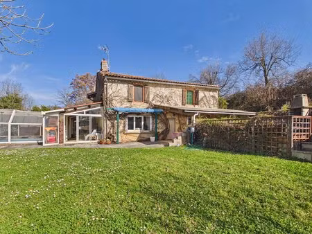 charmante propriété à la campagne avec piscine entre albi et réalmont