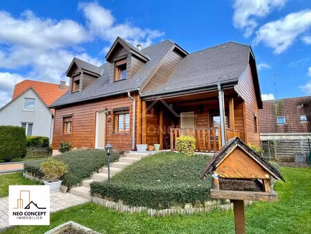 très belle maison canadienne de type 5/6 pièces sur 4 ares et 20 centiares de terrain à ve