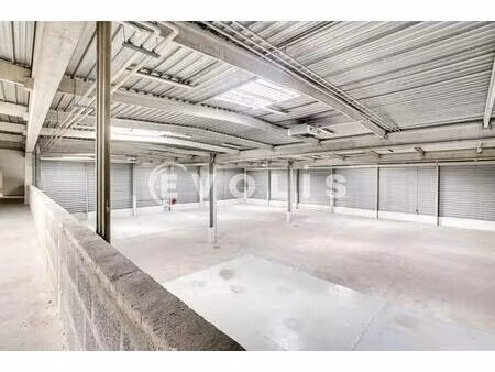 location entrepôt 400 m² à 2 400 m²