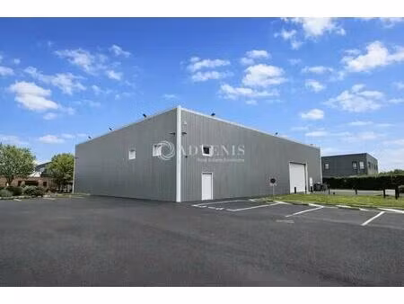 location entrepôt 722 m²