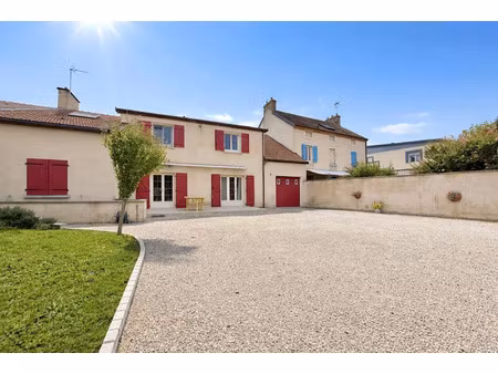vente maison 5 pièces 199 m² à genlis (21110)  359 000 €