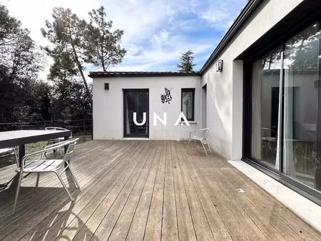 vente villa 5 pièces 113 m² à saint-quentin-la-poterie (30700)  390 000 €