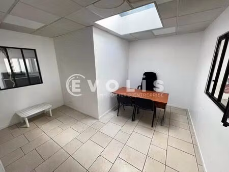 location bureaux 14 m² à 143 m²