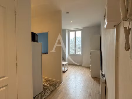 location appartement 1 pièce  17.90m²  jonzac