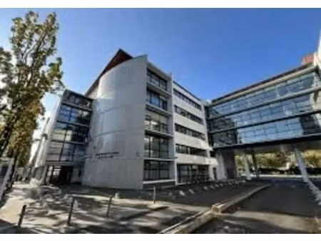 location bureaux 205 m² à 965 m²