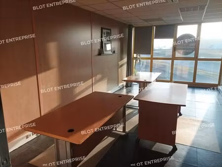 location bureaux 129 m²