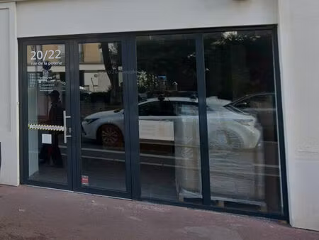 location parking / box  14.00m²  suresnes